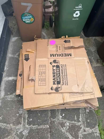 Photo of free 15 moving boxes, size Med/Lrg (E4 9JJ) #1