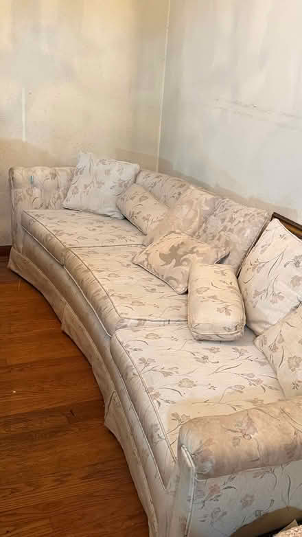 Photo of free Vintage 1970s Curved Sofa (Decatur - East Atlanta area) #4