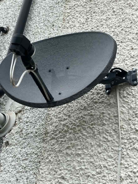 Photo of free Satellite dish with lnb (Morden SM4) #1