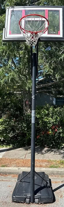 Photo of free Portable Outdoor Basketball Hoop (Near Alameda & Jefferson) #1