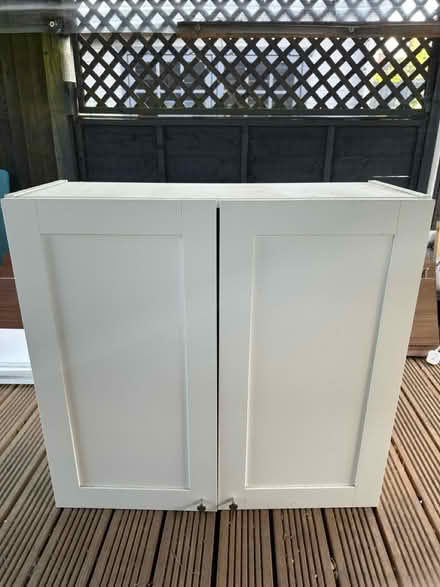 Photo of free 3 Cabinets (Se9 2af) #3
