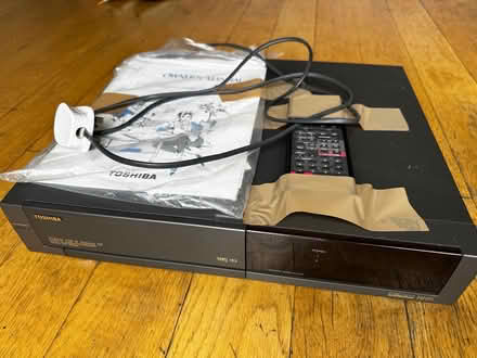 Photo of free VHS player + instructions (Altrincham 2DP) #3