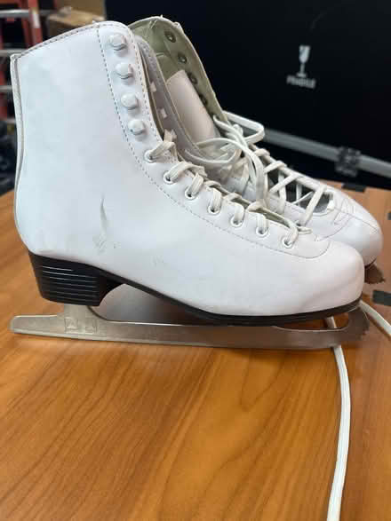 Photo of free White ice skates size 9 (Lorton, VA) #2