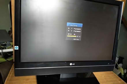 Photo of free lg 22" tv (Belper DE56) #2