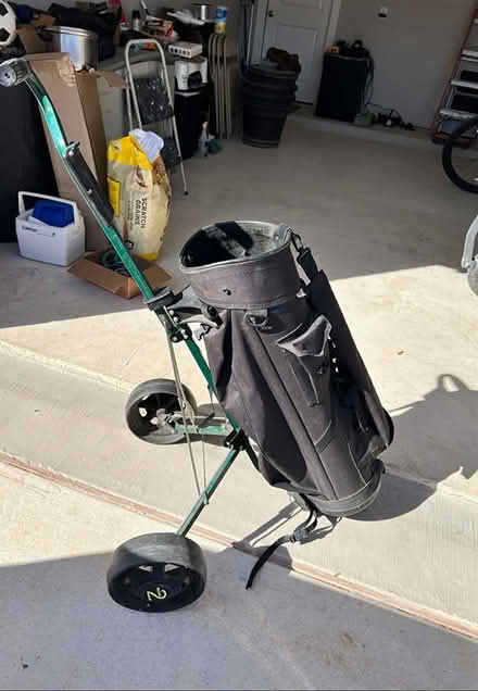 Photo of free Golf Bag and cart (Jarrell) #1