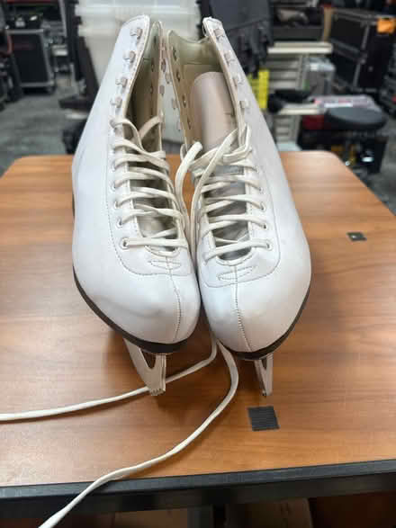 Photo of free White ice skates size 9 (Lorton, VA) #1