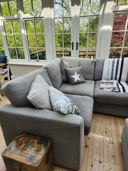 Photo of free 3-Piece Sofa Suite (Haywards Heath RH16) #2