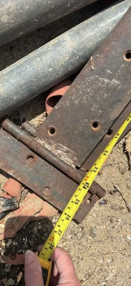 Photo of free Garden gate/shed hinges (Chorleywood House estate WD3) #1