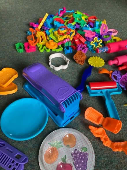 Photo of free Playdoh items (Trench TF2) #1