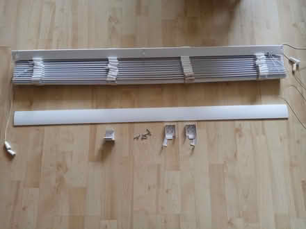 Photo of free Slatted window blind (BA11) #2