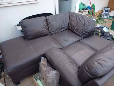 Photo of free L shaped sofa (Motspur Park KT3) #3