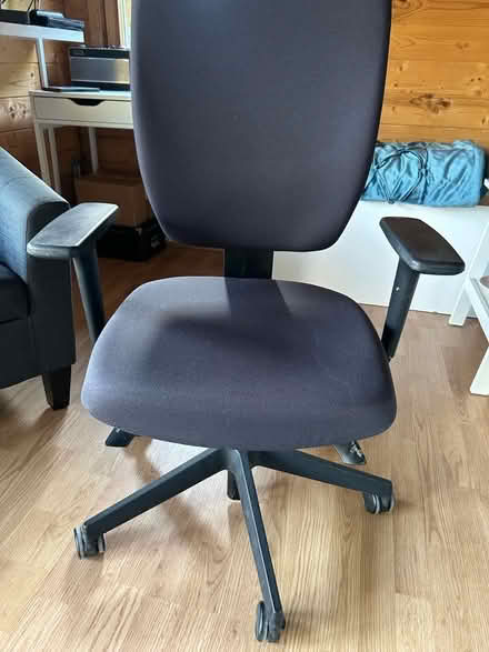 Photo of free Office Chair (Hook KT9) #1