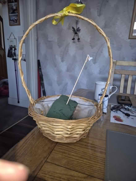 Photo of free Flower arrangement basket (Southchurch SS1) #1