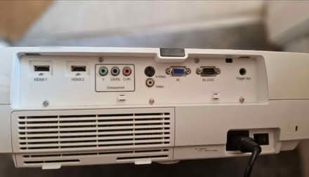 Photo of free Large Epson 1080p Projector - needs new bulb (Cotham Ward BS6) #4