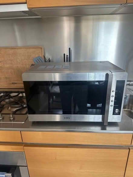 Photo of free Microwave (Gee Street EC1V) #1