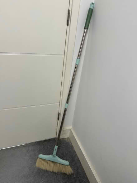 Photo of free Small broom with light bristles (Anerley SE20) #1