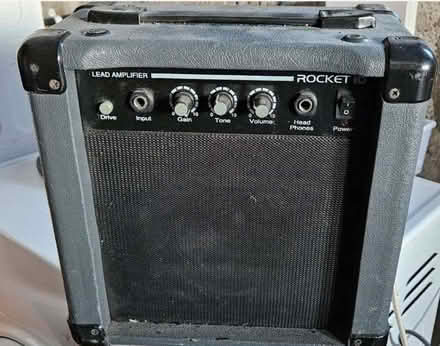 Photo of free Small guitar amplifier (Magheralave BT28) #1