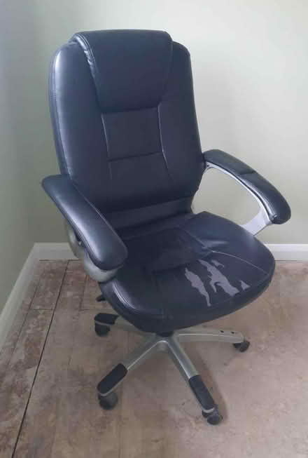 Photo of free Office chair (Chalgrove, OX44) #1