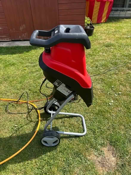 Photo of free Einhell garden shredder. (Sunnyside NN2) #2