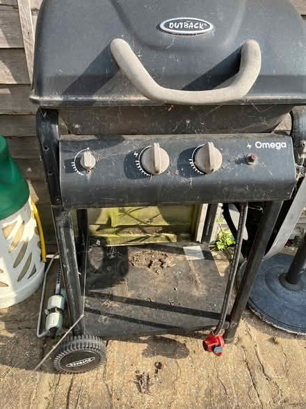Photo of free Gas canister and BBQ (Beckenham BR3 3NL) #4