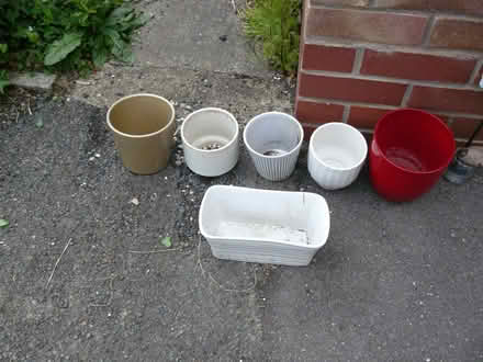 Photo of free 6 x assorted ceramic plant pots (Kempsey WR5) #2