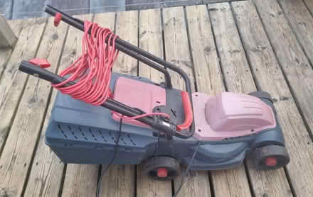 Photo of free Electric lawn mower (Clevedon BS21) #1
