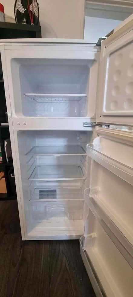 Photo of free Fridge Freezer (Stoke Newington N16) #2