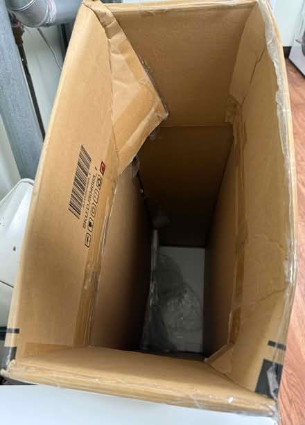 Photo of free Tall, sturdy cardboard box (1075 Valencia Avenue) #3