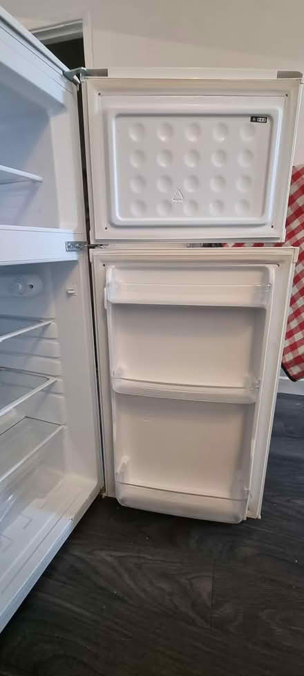 Photo of free Fridge Freezer (Stoke Newington N16) #3
