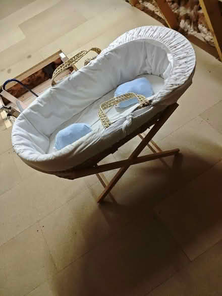 Photo of free moses basket and stand and moses basket sheets (Cottam PR4) #1