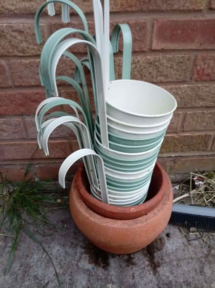 Photo of free Hanging fence pots (Barnard's Green WR14) #1