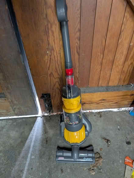 Photo of free Small kids Dyson/hoover (CR52SU) #1