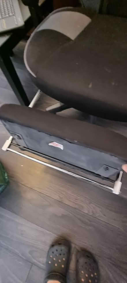 Photo of free Gaming Chair (Stoke Newington N16) #2