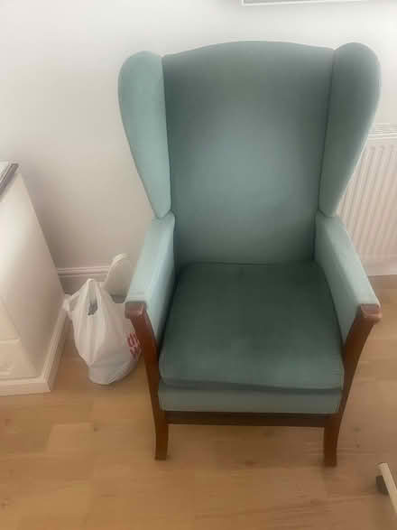 Photo of free Armchair (Dunstable LU6) #4