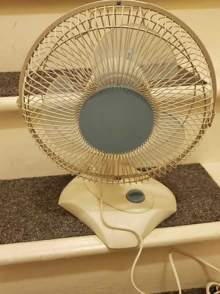 Photo of free fan (Stonebridge NW10) #1