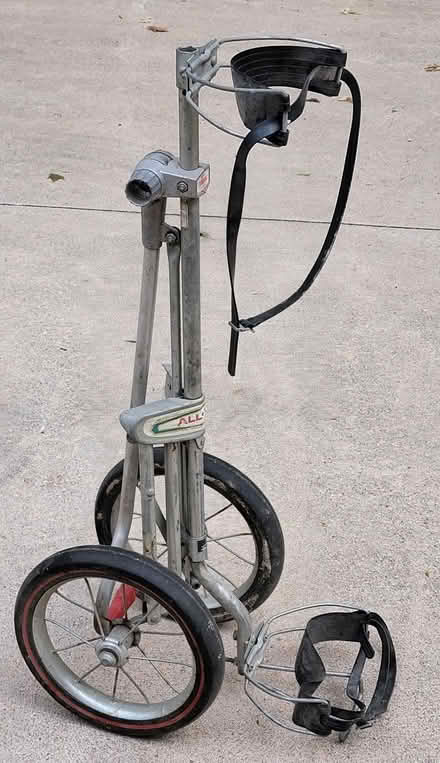 Photo of free golf pull cart (Brighton /Howell, MI) #1