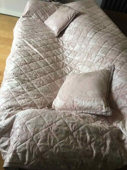 Photo of free Pale pink floral cover and cushions (Altrincham 2DP) #1