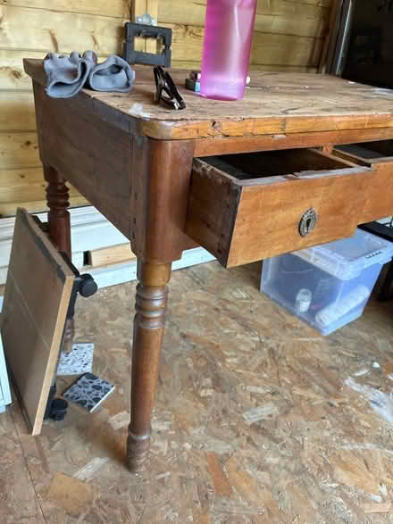 Photo of free Antique Desk (SE25) #3