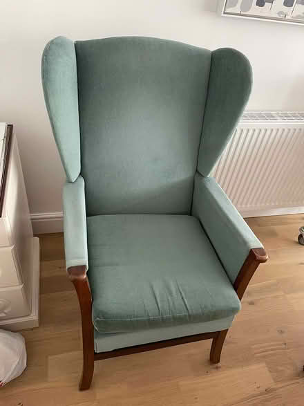 Photo of free Armchair (Dunstable LU6) #1