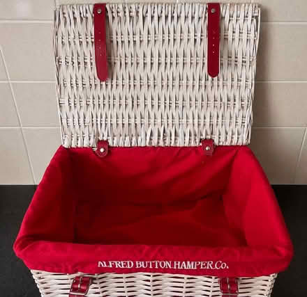 Photo of free Picnic basket (BH23 Christchurch) #2