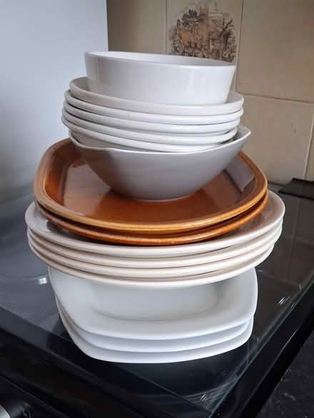 Photo of free Assorted plates and bowls (Great Parndon, Harlow) #1