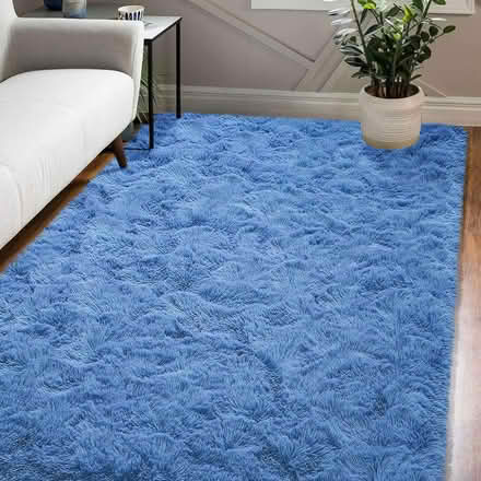 Photo of free Sky blue rug,soft,large (140x200cm) (Edinburgh EH17) #1