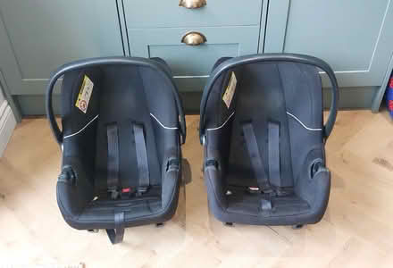 Photo of free Baby car chairs (SM1) #1