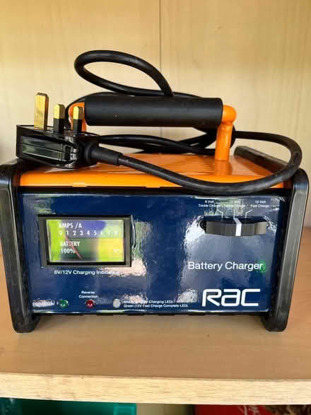 Photo of free Battery charger (Saint Ninians FK7) #1