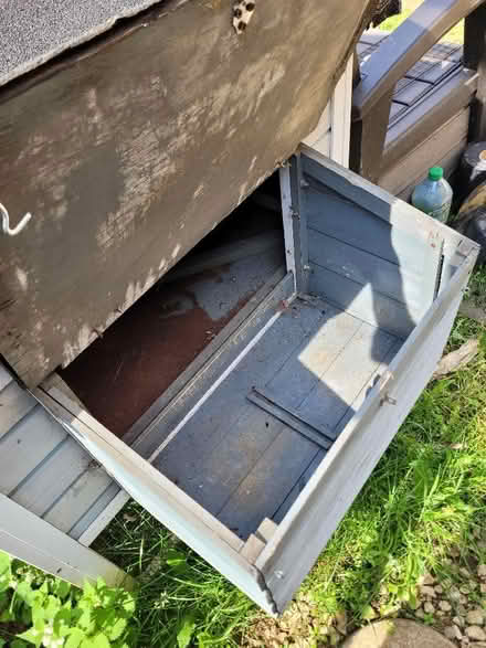 Photo of free Chicken coop (Linslade LU7) #3
