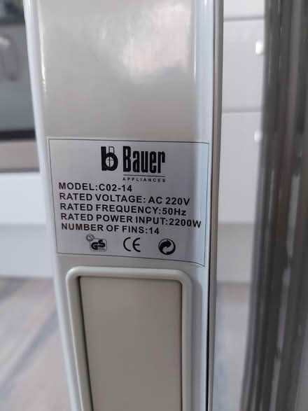Photo of free 14 Fin Oil Heater (RG22 Beggarwood) #3