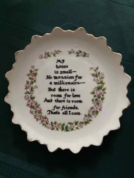 Photo of free Decorative plate (Croton-on-Hudson) #1