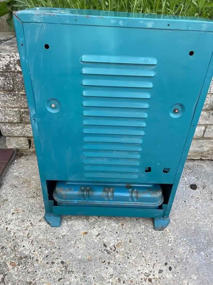 Photo of free Paraffin Heater - vintage (Wickford SS12) #4