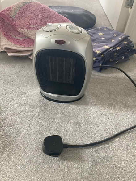 Photo of free Small heater (Cutteslowe OX2) #1