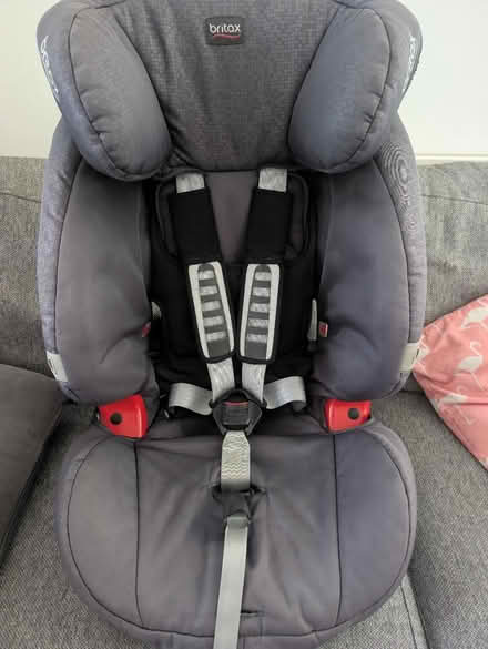 Photo of free Britax Römer Evolva 1-2-3 car seat (BR1) #1